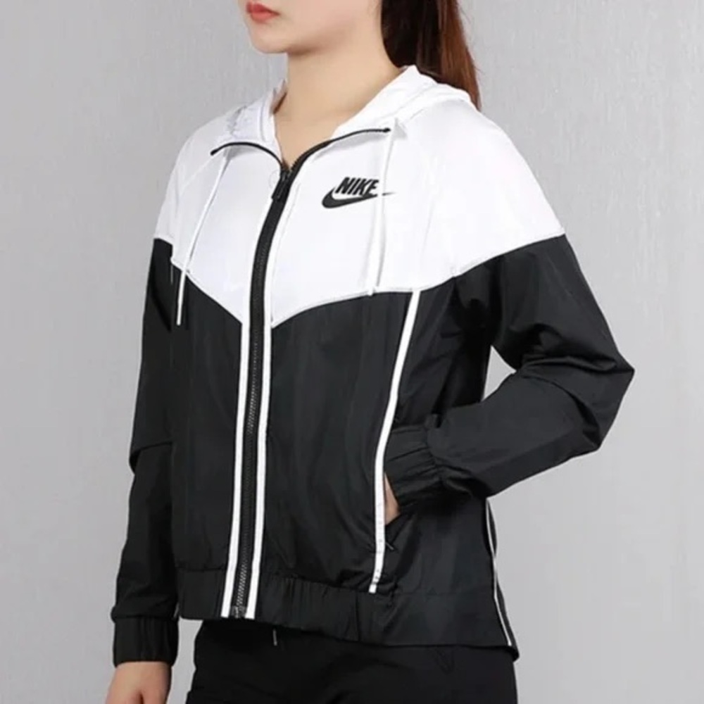 Nike Windrunner Zip Jacket Black White L